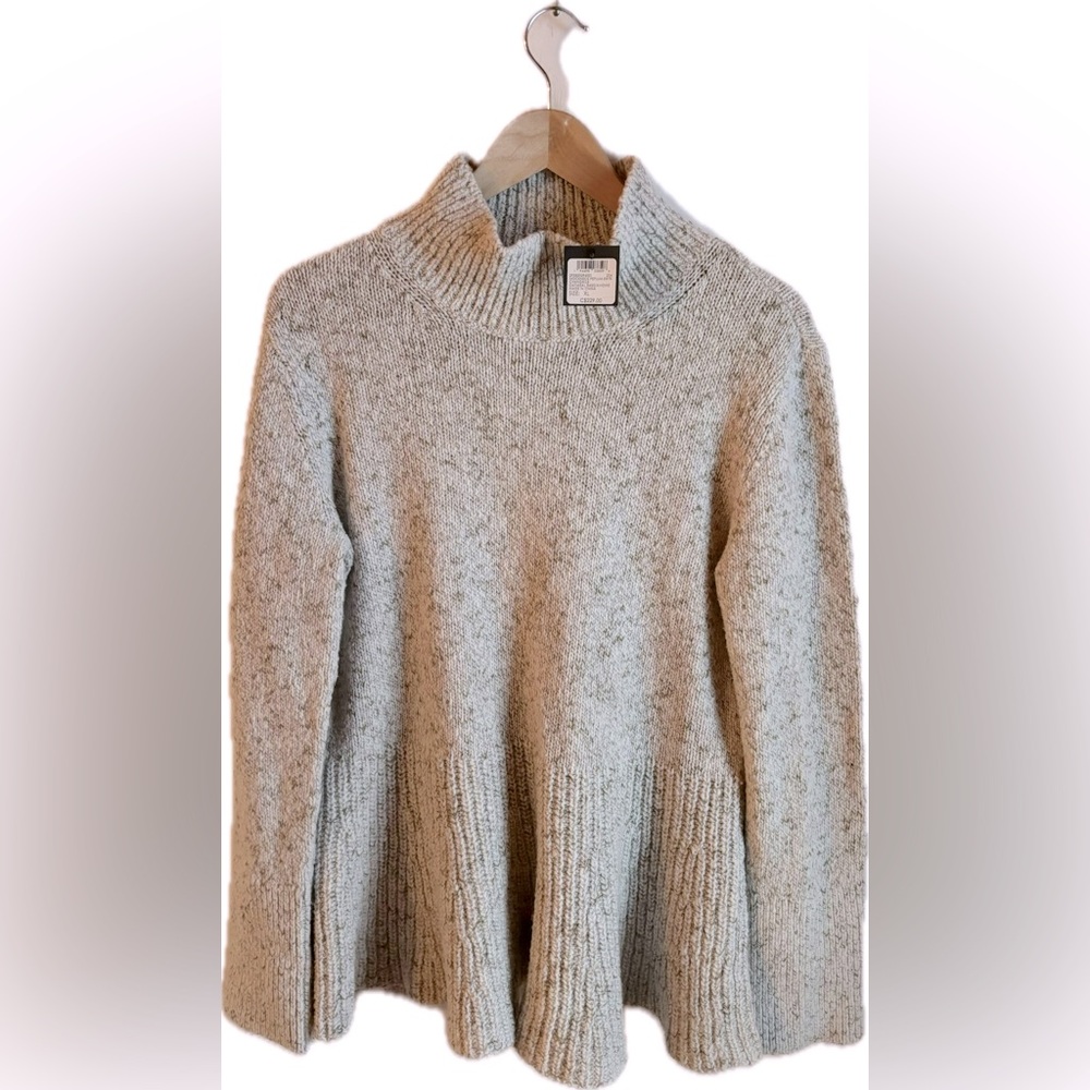 Club Monaco Light Gray Turtleneck Sweater